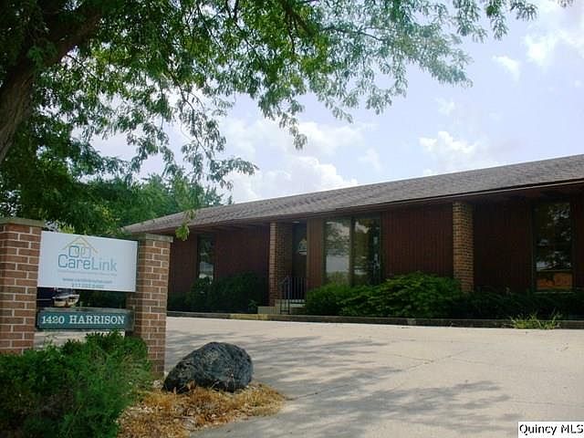 Home for Sale in Quincy, IL $270,000