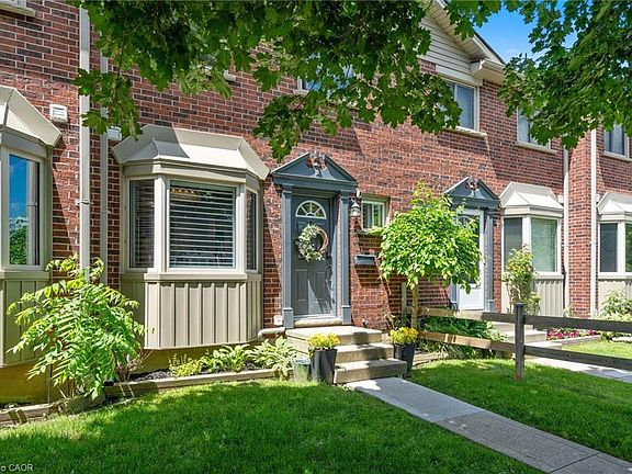 2nd image of 149 Brantwood Park Rd #D