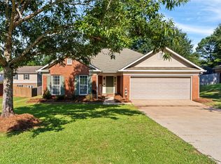 3604 Village Dr, Opelika, AL 36801