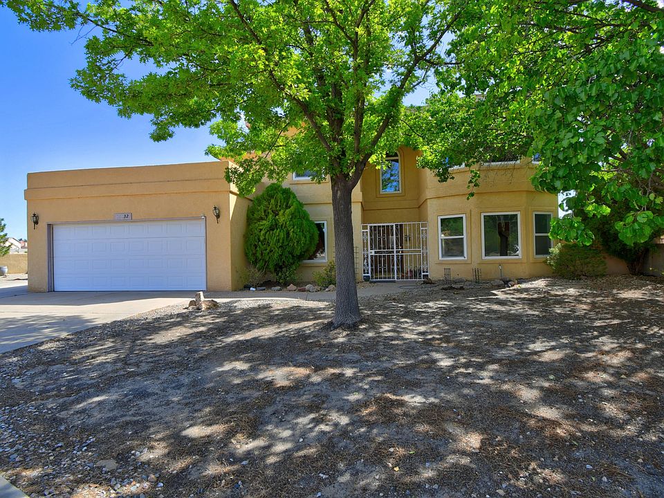 1st image of 10532 Calle Alba NW
