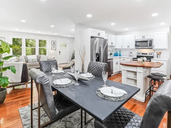 1522 Garden Station Rd, Avondale, PA 19311