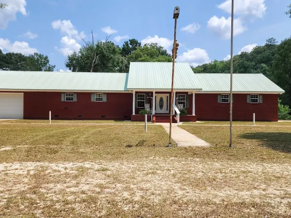 27402 Point A Isle Rd, Andalusia, AL 36421