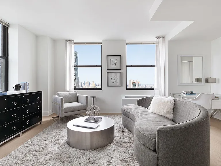 70 Pine St #5402 — Photo 4