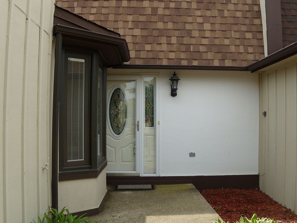 1st image of 41 Elmwood Ct