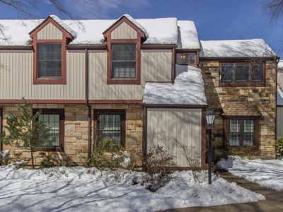 47 Cheshire Sq, Little Silver, NJ, 07739
