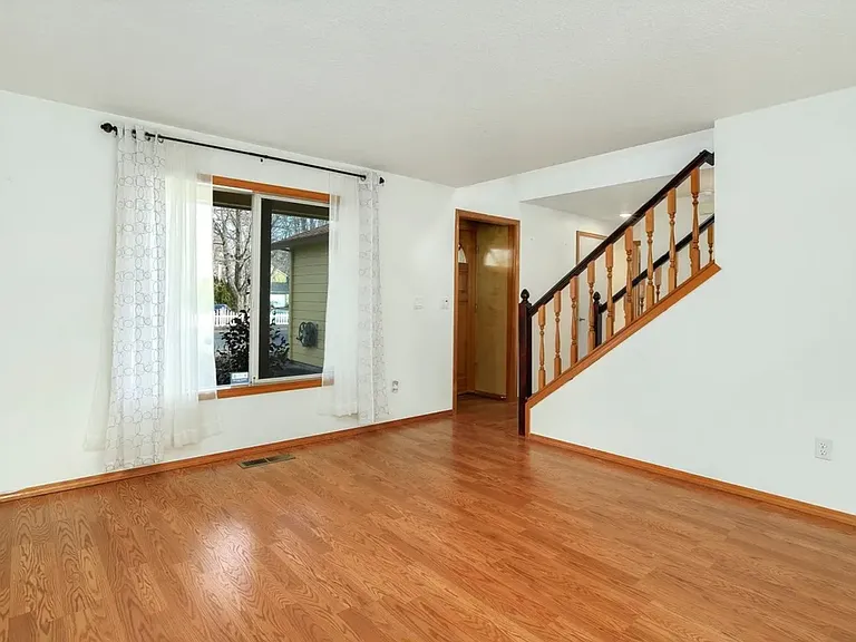 17622 SW Corona Ln — Photo 4