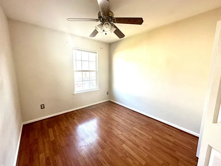 623 Candlestick Ln — Photo 25