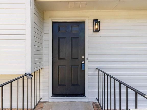 4th image of 2250 Ridge Forest Dr