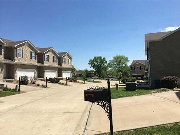 2nd image of 14127 Candlewyck Place Ct