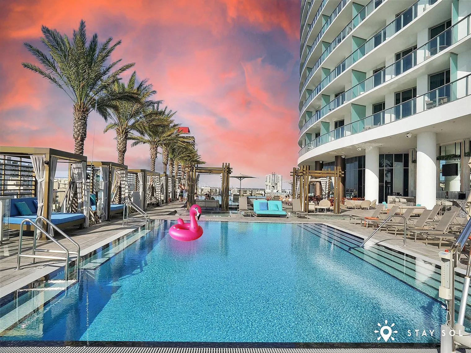 1 bed, 1.0 bath, 753 sqft, $4,003 — Photo 3