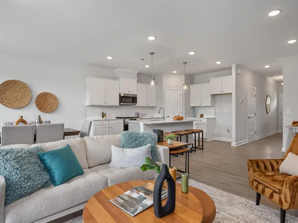 3846 Well Fleet Dr, Willow Spring, NC 27592