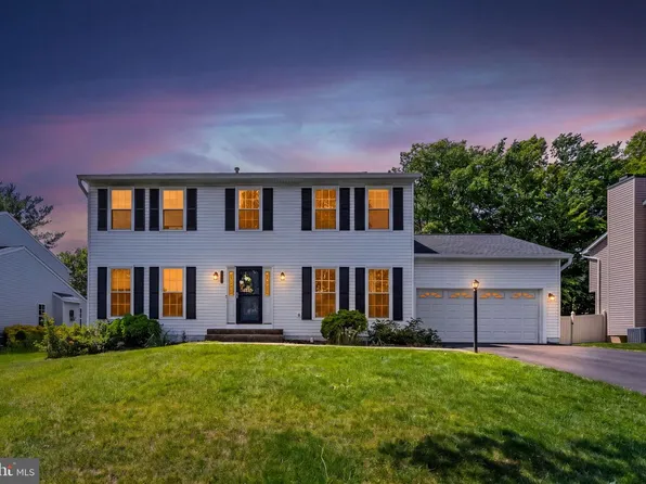 3500 Powells Crossing Ct, Woodbridge, VA 22193