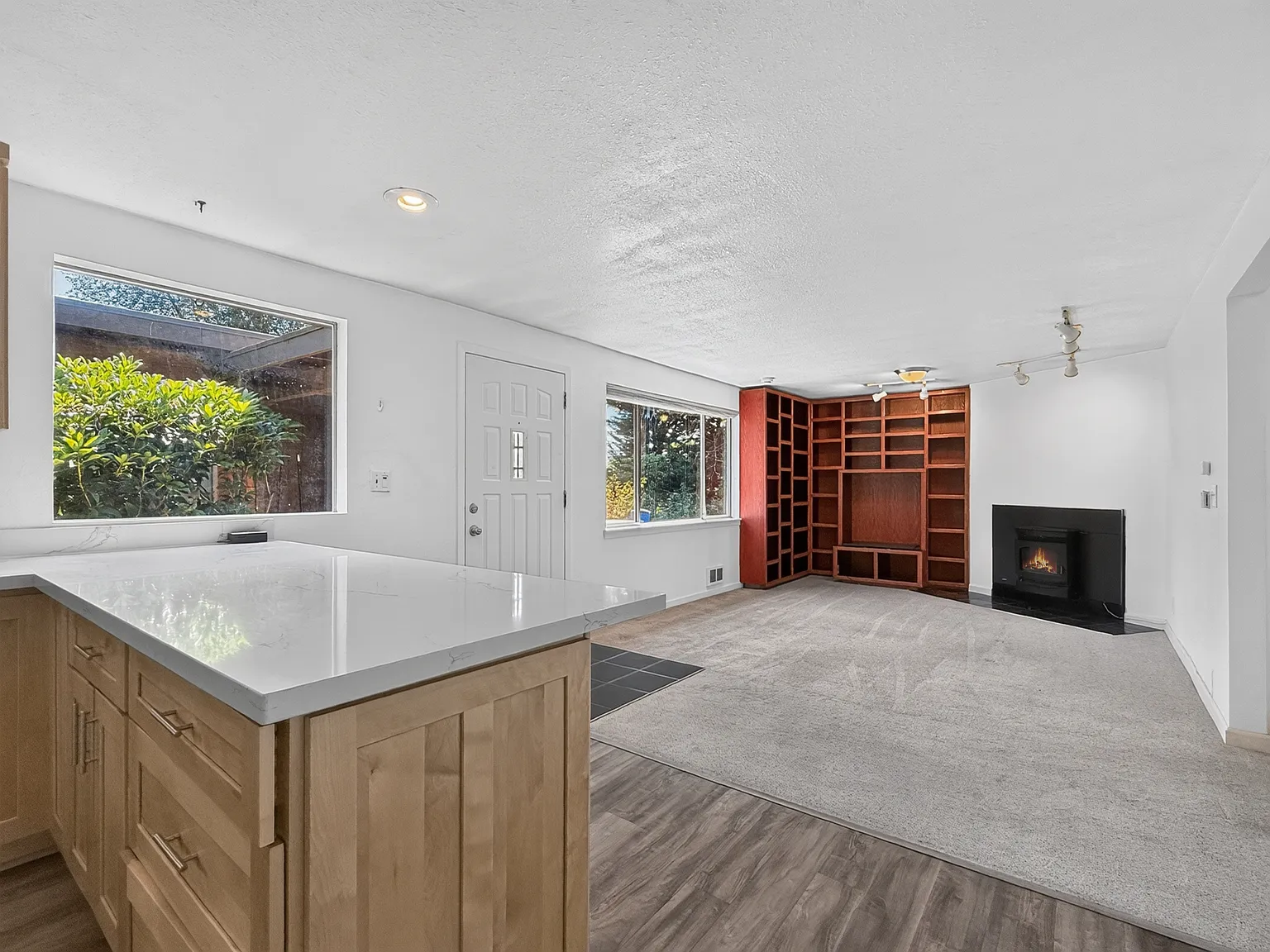 5025 S 167th St, SeaTac - 1 — Photo 2