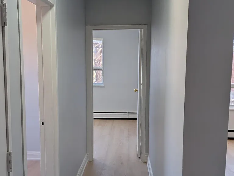296 Saguenay Ave #11 — Photo 15