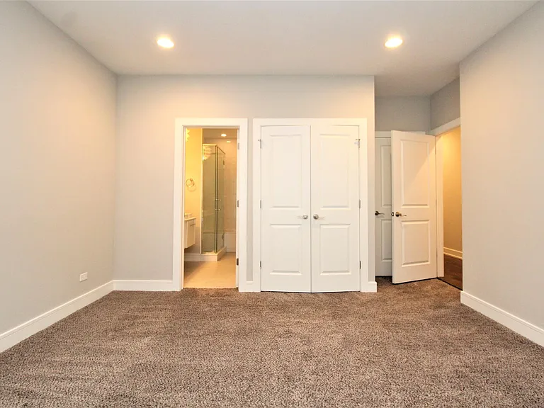 2412 W Cortland St #3E — Photo 12
