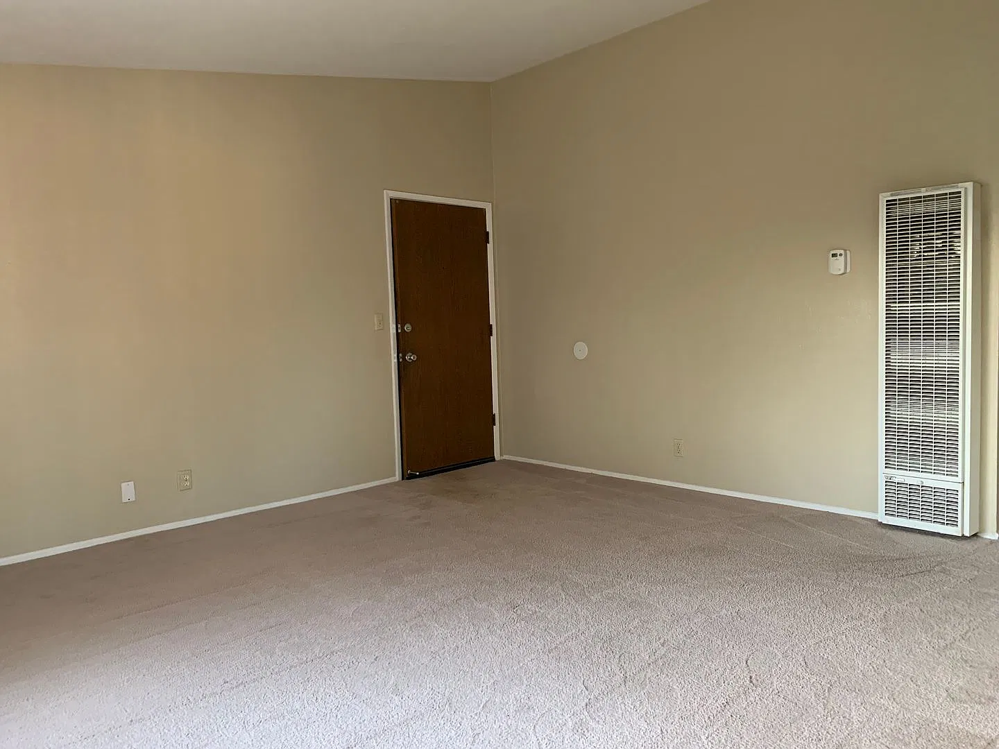 605 Gamma Court — Photo 3