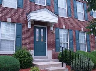 343 Heritage Commons Cir, O Fallon, MO 63368