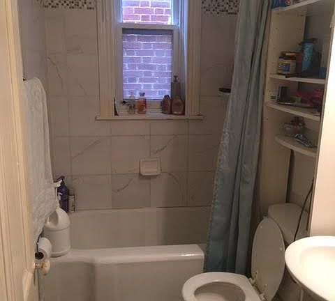 Bath w/Shower