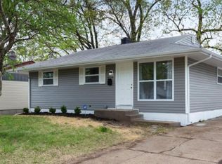 10754 Glen Garry Rd, Saint Louis, MO 63137
