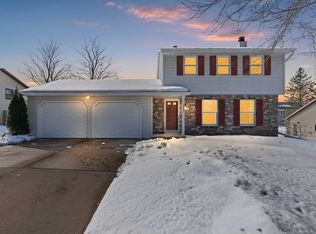3089 Ferndale Dr, Green Bay, WI 54313