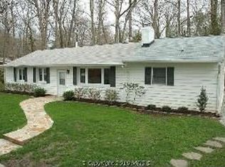 1312 Namassin Rd, Alexandria, VA 22308