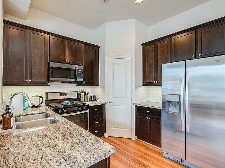738 Link Rd — Photo 11