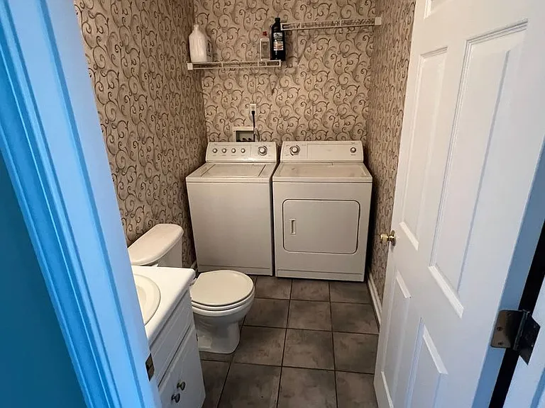 176 Woodmere Dr — Photo 7