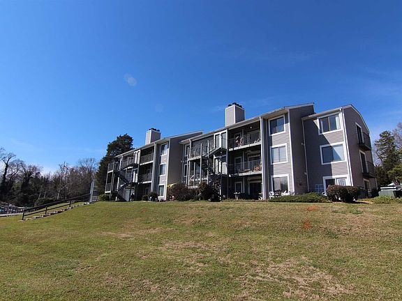 5th image of 228 Shoreline Dr