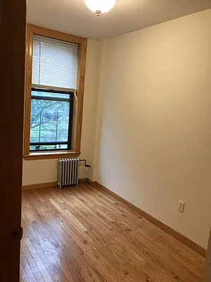 Rented by Waverly Realty Associates | media 33