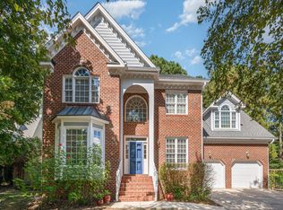 8004 Looking Glass Ct, Raleigh, NC 27612
