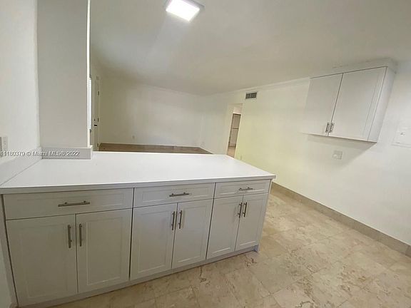 5th image of 3242 Mary St APT S216