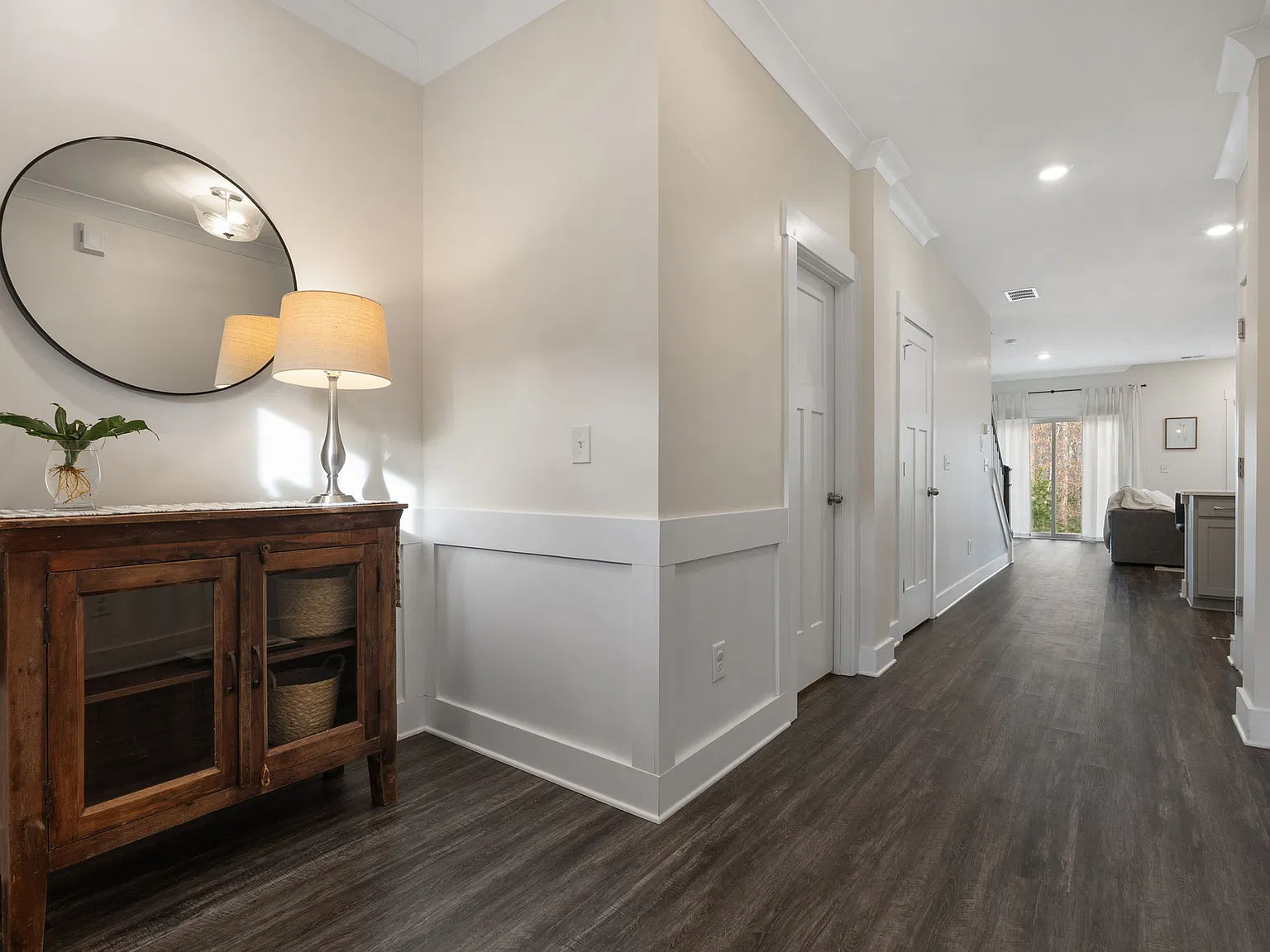 3 bed, 1700 sqft, $1,900 — Photo 3
