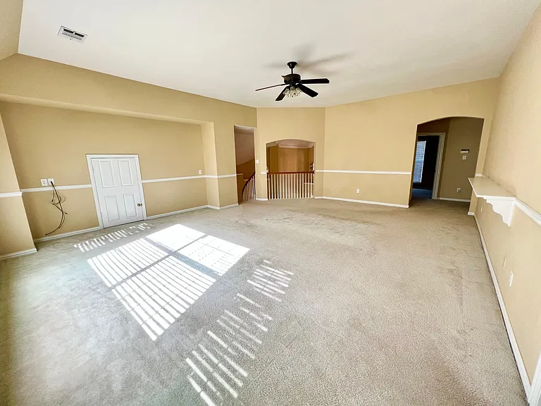 525 Salisbury Dr — Photo 30