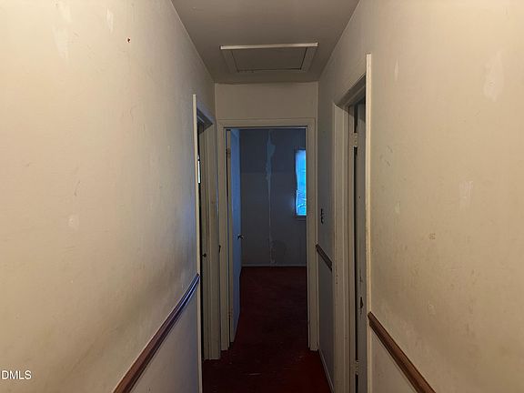 4th image of 1209 Beverly Dr