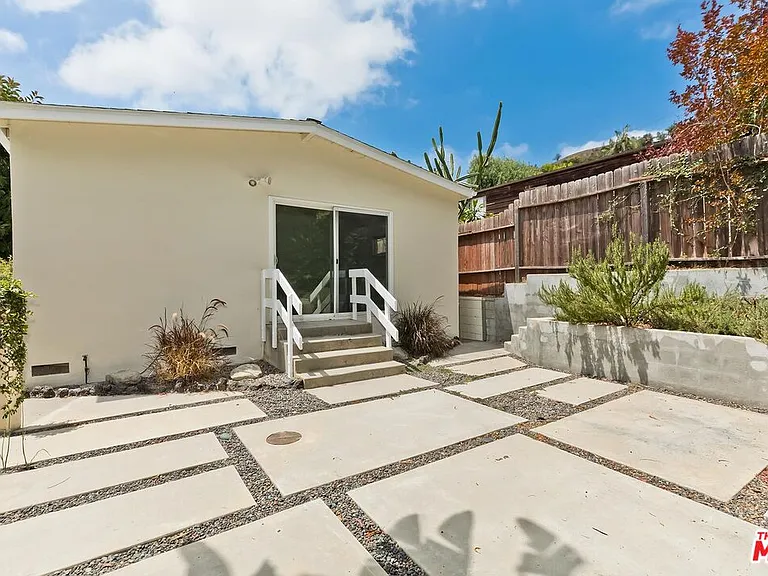 8531 Walnut Dr — Photo 27
