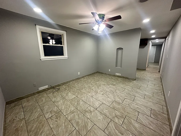 8672 Paige Ave — Photo 2