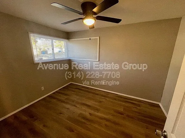 8330 Woodhurst Dr — Photo 5