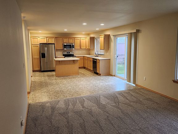 3rd image of 3228 S 376th Pl
