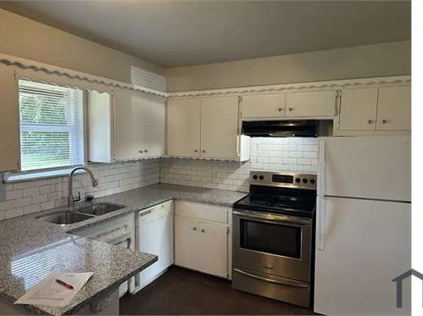 8521 NE 25th St, Spencer, OK 73084