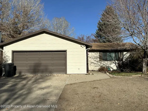 430 Woodbury Dr, Craig, CO 81625