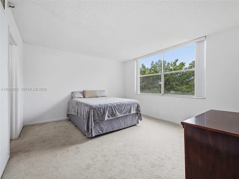 14623 Bonaire Blvd #405 — Photo 19