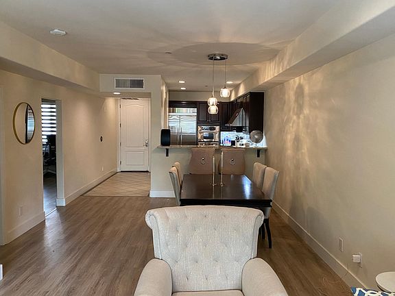 5th image of 4805 N Bellflower Ave #207