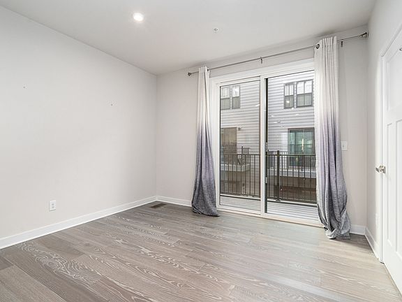5th image of 123 Music Hall Way