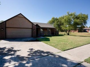 8802 N 123rd East Ave, Owasso, OK 74055