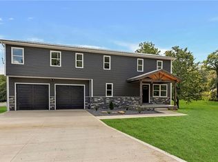 101 Lindy St, Beaver Falls, PA 15010