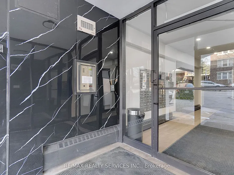 223 Jackson St W #1009 — Photo 27