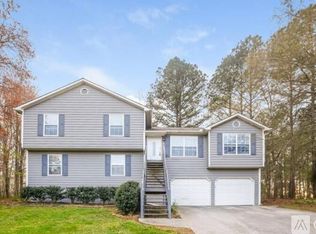 13 Brook Knoll Ct, Cartersville, GA 30120