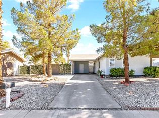 6425 Silverfield Dr, Las Vegas, NV 89103