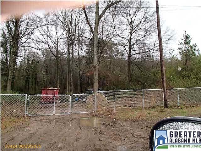 2nd image of 4447 Valley Rd #0
