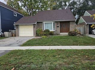 3413 Rockwood Dr, Burlington, ON L7N3H6